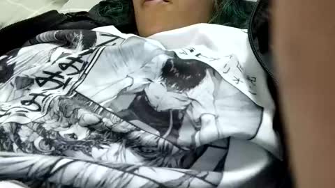 Snapshot of waningrosee chatting on 02/24/25, 12:52 Waningrose  Lu online show from 02/24/25, 12:52