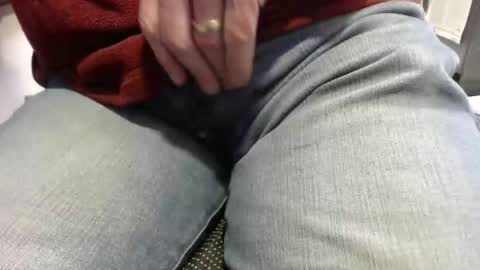 Snapshot of wannajobuddy chatting on 12/03/25, 03:36 curiousforwhatever online show from 12/03/25, 03:36