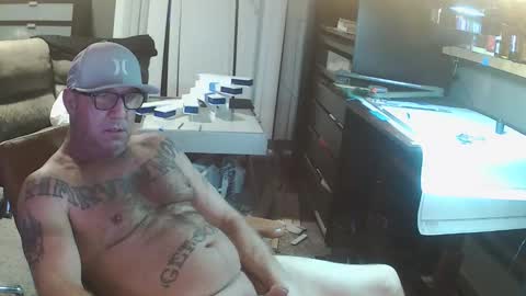 Snapshot of wantitbutyoucanthaveit chatting on 11/27/25, 10:17 inittogetitin online show from 11/27/25, 10:17