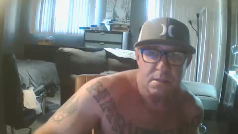 Snapshot of wantitbutyoucanthaveit chatting on 12/03/25, 07:23 inittogetitin online show from 12/03/25, 07:23