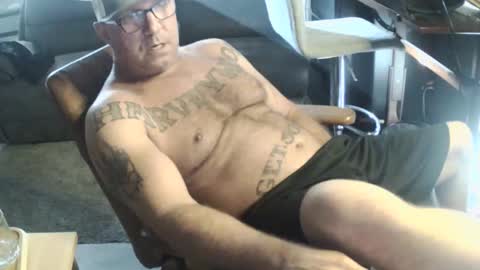 Snapshot of wantitbutyoucanthaveit chatting on 01/16/26, 11:09 inittogetitin online show from 01/16/26, 11:09