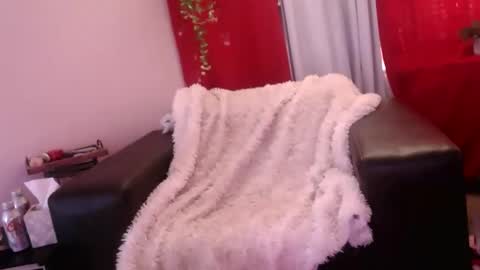 wantmymantofukme online show from 11/17/25, 06:46