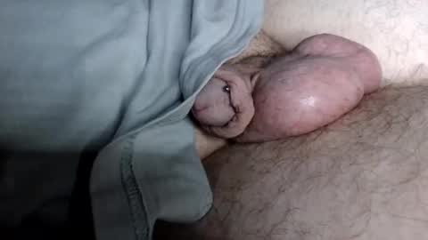 Snapshot of wantsum2night chatting on 12/17/24, 01:05 wants online show from 12/17/24, 01:05