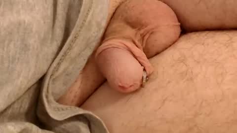 Snapshot of wantsum2night chatting on 11/18/25, 12:49 wants online show from 11/18/25, 12:49