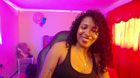 Snapshot of warisgoddes chatting on 12/16/24, 02:27 EMILY online show from 12/16/24, 02:27