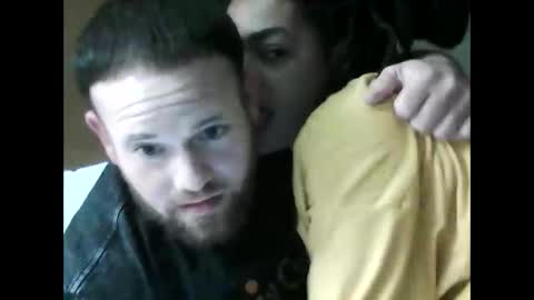 warmwetcaramel online show from 11/14/25, 09:41