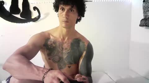 Snapshot of wason0413 chatting on 12/18/24, 10:35 Wasson online show from 12/18/24, 10:35