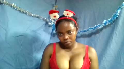 Snapshot of wasselline69 chatting on 12/19/25, 06:15 wasselline69 online show from 12/19/25, 06:15