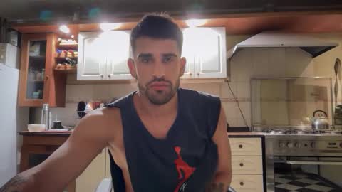 wearetwo online show from 11/28/25, 06:05