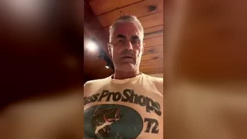 Snapshot of watchinggold chatting on 07/17/26, 09:05 watchinggold online show from 07/17/26, 09:05