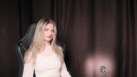 waterfallwoods online show from 12/25/24, 04:11