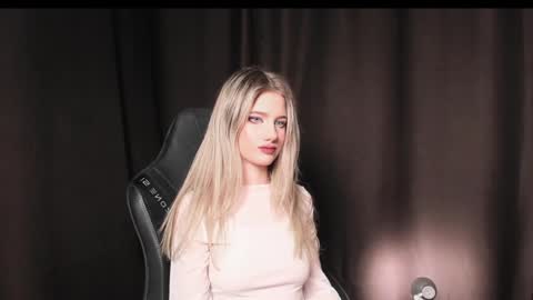 waterfallwoods online show from 12/31/24, 01:30