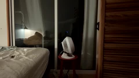 Snapshot of watershed111111 chatting on 02/24/26, 04:10 watershed111111 online show from 02/24/26, 04:10