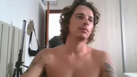 wave_boyy online show from 03/18/26, 03:37