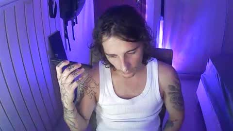 wave_boyy online show from 05/08/26, 10:37