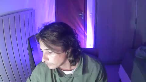 wave_boyy online show from 05/10/26, 10:37