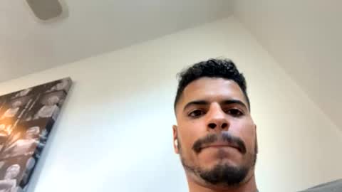Snapshot of waveyyguyy chatting on 11/28/25, 07:27 Big Dick Papi online show from 11/28/25, 07:27