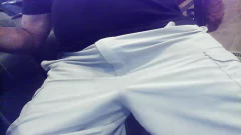 Snapshot of wayne1311 chatting on 09/13/25, 09:03 wayne1311 online show from 09/13/25, 09:03