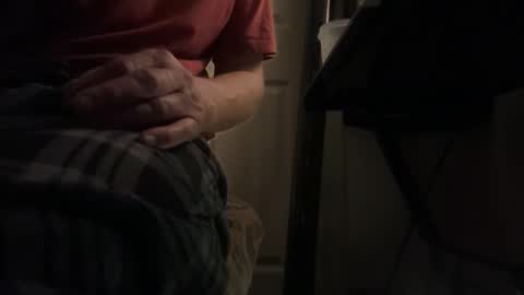 Snapshot of waynedangle chatting on 02/13/26, 11:17 Mike Hunt online show from 02/13/26, 11:17
