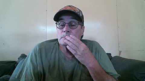 Snapshot of wbfarm chatting on 09/24/25, 07:06 WB Farm online show from 09/24/25, 07:06