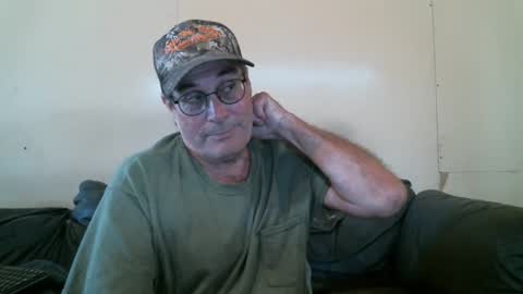 Snapshot of wbfarm chatting on 09/25/25, 10:57 WB Farm online show from 09/25/25, 10:57