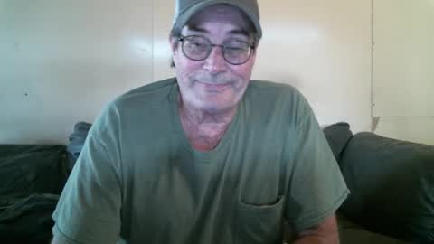 Snapshot of wbfarm chatting on 09/29/25, 08:46 WB Farm online show from 09/29/25, 08:46