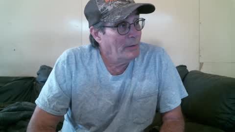 Snapshot of wbfarm chatting on 10/01/25, 06:47 WB Farm online show from 10/01/25, 06:47