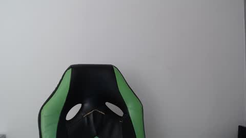 Trixie 3 online show from 02/22/26, 02:04