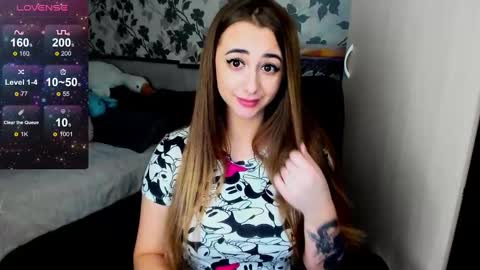 Snapshot of weakness4u chatting on 12/12/24, 04:04 Maya online show from 12/12/24, 04:04