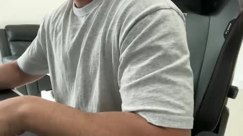 Weapon X online show from 11/17/25, 02:17