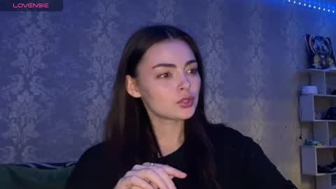 Snapshot of weareyoursun chatting on 04/03/26, 05:44 Alice online show from 04/03/26, 05:44