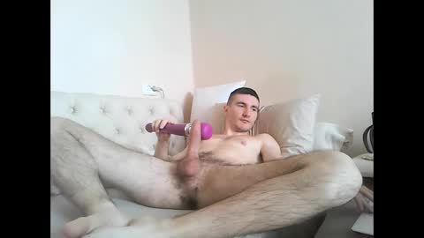 Snapshot of webcamboy98 chatting on 04/26/26, 02:42 webcamboy98 online show from 04/26/26, 02:42
