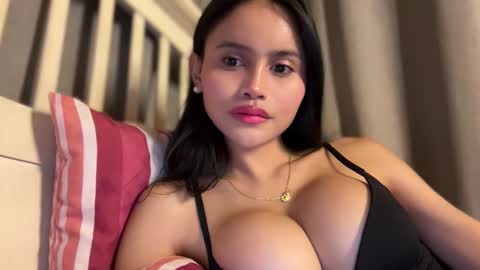 Snapshot of webcammaggie chatting on 03/25/26, 04:46 Maggie online show from 03/25/26, 04:46