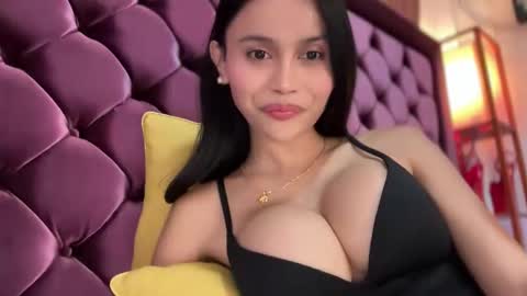 Maggie online show from 04/25/26, 04:04