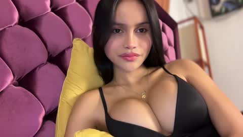 Maggie online show from 04/29/26, 03:27