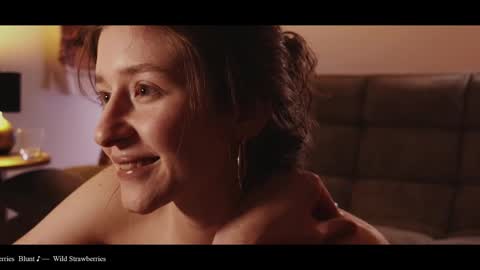 Snapshot of webcora chatting on 12/04/24, 09:35 Coraline online show from 12/04/24, 09:35