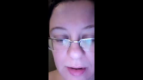 Snapshot of webgirl2 chatting on 01/10/25, 01:42 Marina online show from 01/10/25, 01:42