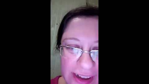 Snapshot of webgirl2 chatting on 01/20/25, 09:22 Marina online show from 01/20/25, 09:22