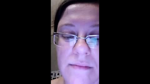 Snapshot of webgirl2 chatting on 01/22/25, 01:10 Marina online show from 01/22/25, 01:10