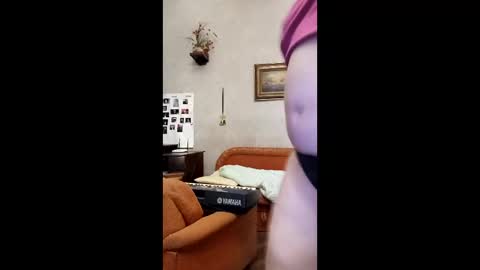 Snapshot of webgirl2 chatting on 01/29/25, 01:48 Marina online show from 01/29/25, 01:48