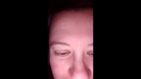 Snapshot of webgirl2 chatting on 03/08/25, 01:06 Marina online show from 03/08/25, 01:06