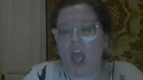 Snapshot of webgirl2 chatting on 09/15/25, 09:37 Marina online show from 09/15/25, 09:37