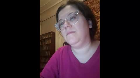 Marina online show from 11/21/25, 11:36