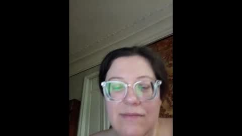 Marina online show from 05/19/26, 04:02