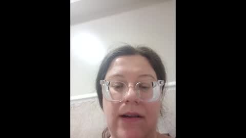 Marina online show from 05/22/26, 04:34