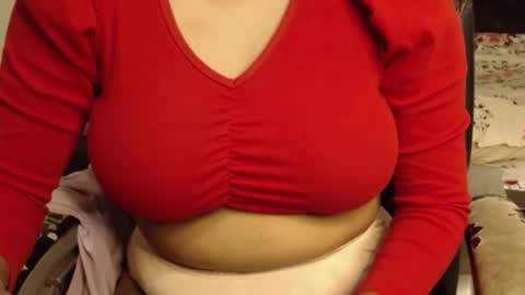 Snapshot of webshowxxx chatting on 12/21/25, 04:41 mina online show from 12/21/25, 04:41