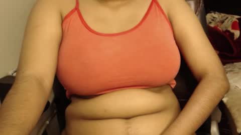 Snapshot of webshowxxx chatting on 01/15/26, 07:02 mina online show from 01/15/26, 07:02