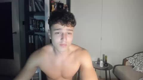 wee_willy_winky online show from 06/09/26, 11:16