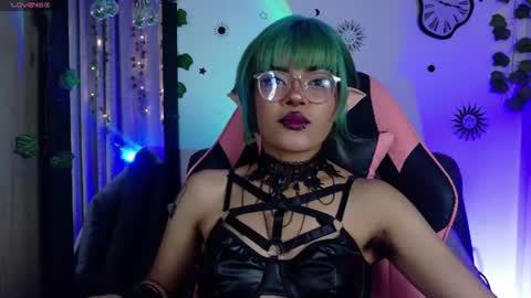 weed420moni online show from 06/17/26, 07:55