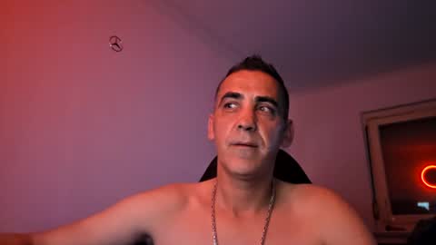 Snapshot of weedman1980 chatting on 07/17/26, 08:14 Weedman online show from 07/17/26, 08:14